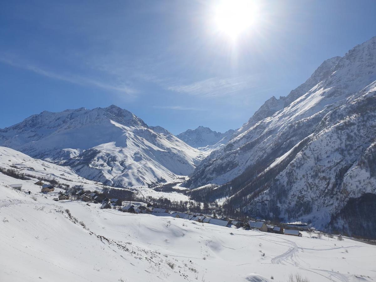 Appartement A La Montagne Villar-dʼArène Exteriér fotografie